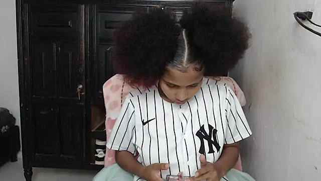 kataleya2021 online show from October 20, 3:53 am