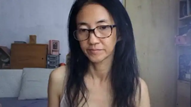 princessD077 online show from April 10, 4:13 pm