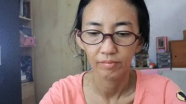 princessD077 online show from April 7, 7:54 am