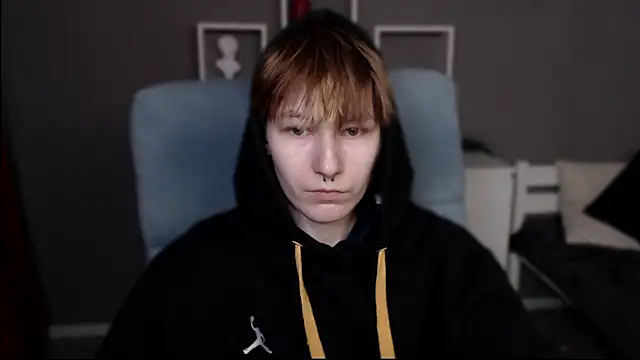 guitarandangell online show from February 26, 2:27 pm