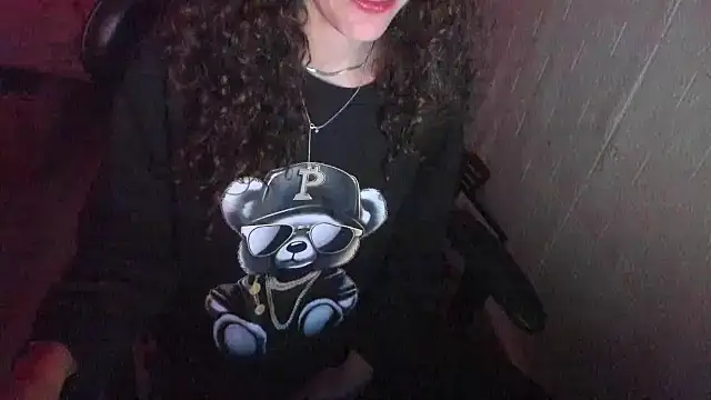 MartesBratty online show from April 17, 2:35 am