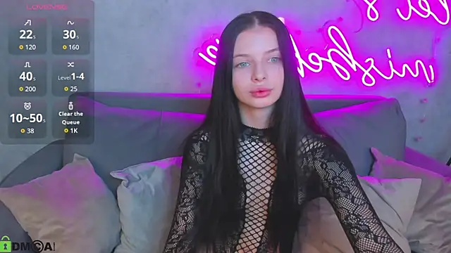 Eva Mayers online show from February 1, 11:47 pm