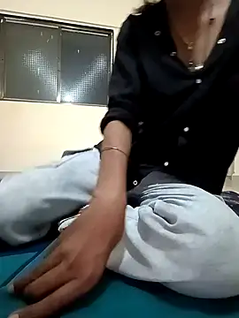 Unique Girl11 online show from October 23, 1:28 pm