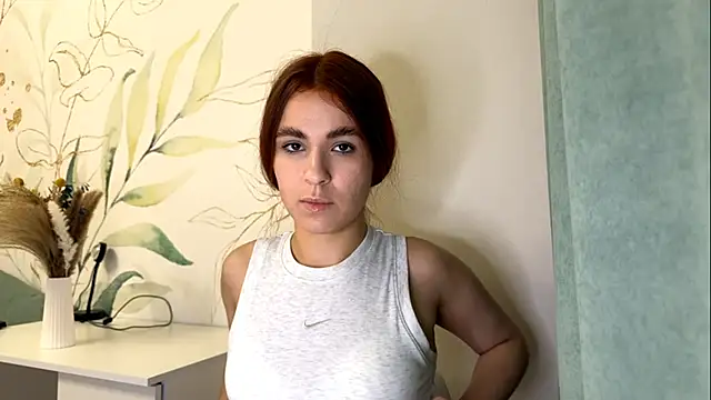 LunaAfrodita online show from October 26, 8:15 pm