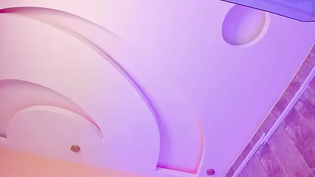 Catalina-Thompson online show from April 21, 12:01 pm