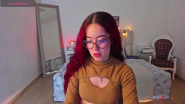 Amaraa couper1 online show from November 15, 3:18 am