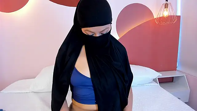 SophiaBeckerr online show from October 25, 8:05 pm