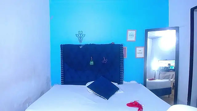 innocent sexybaby online show from October 30, 9:05 pm