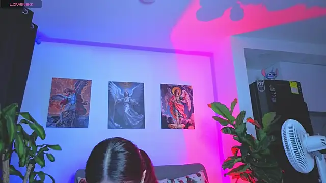 SophiaBerryy online show from December 4, 2:03 am