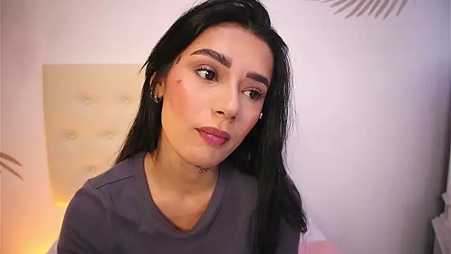 Scarlett Keller online show from November 10, 7:42 pm