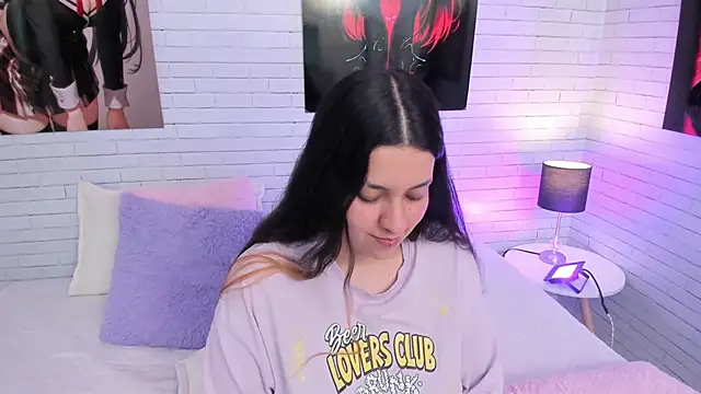 Zoe Murphy online show from November 17, 5:19 am