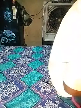 Hot cauple indian online show from June 8, 2:45 am
