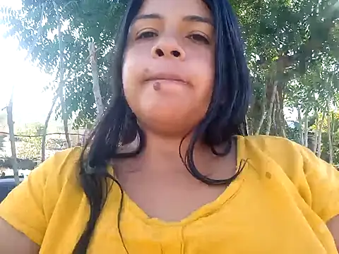 Snapshot of kata_rosales chatting on October 31, 7:51 pm kata rosales online show from October 31, 7:51 pm