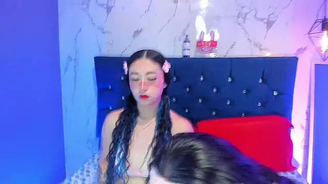 Dakotaa Johnson online show from April 6, 8:54 pm