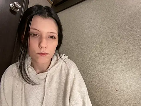 Thedeepwebcutie online show from June 17, 6:04 am