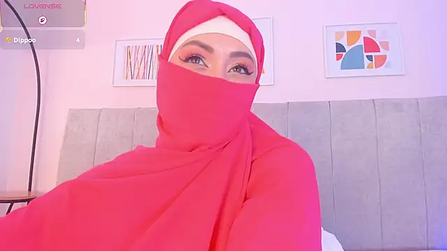 fatiima  online show from April 8, 7:16 pm