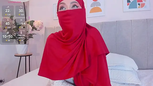 fatiima  online show from December 13, 7:53 pm