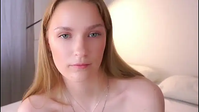 Helenspensy  online show from October 18, 10:55 pm