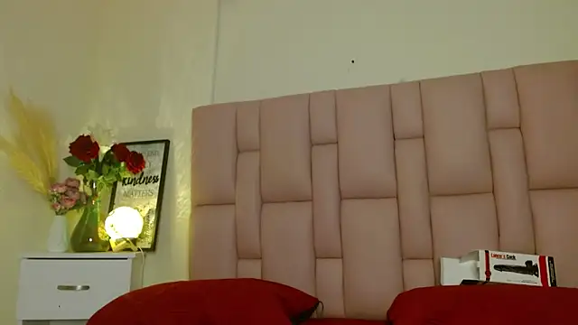 Sheyla scarlet online show from October 20, 6:49 am