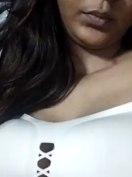 Aaliya BigBoobs 1 online show from July 12, 3:24 pm