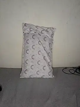 sexy-portable online show from December 4, 11:23 am