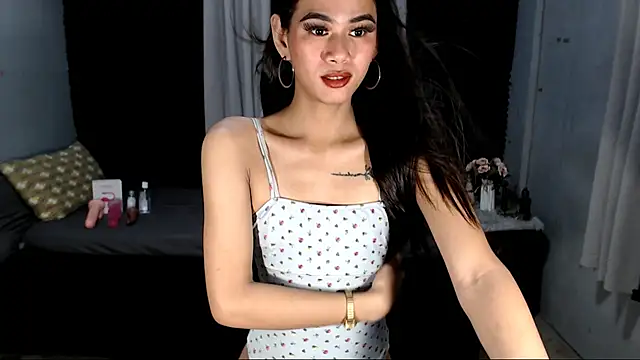 yourhottestzoey online show from October 22, 9:31 pm