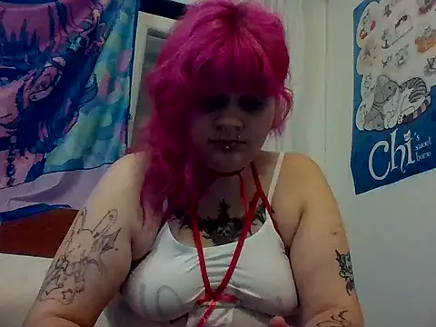 glitchydoll online show from October 20, 8:23 pm