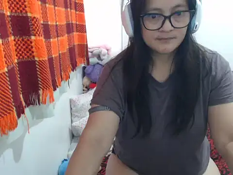 Kinkybela2025 online show from August 6, 11:44 pm