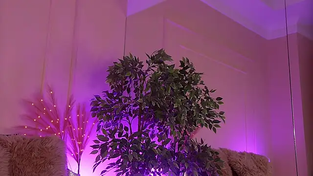 CrystalRedx online show from December 20, 5:55 am