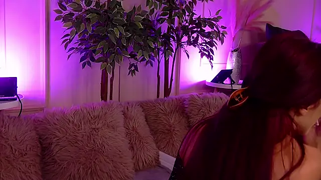 CrystalRedx online show from January 14, 5:45 am