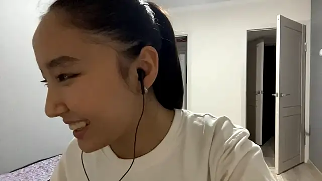 LiaPilksi online show from October 20, 5:16 pm