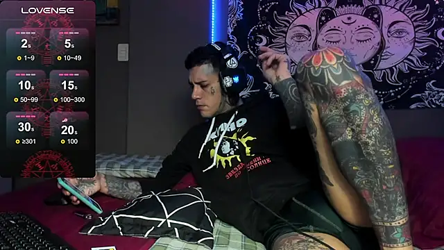 cleoo jhonny online show from April 19, 4:56 am