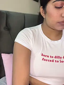 Your Girl Zara online show from November 1, 4:44 pm