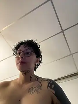 Abby Evanns1 online show from February 24, 2:05 pm