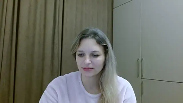 ElisSky301 online show from November 10, 11:00 pm