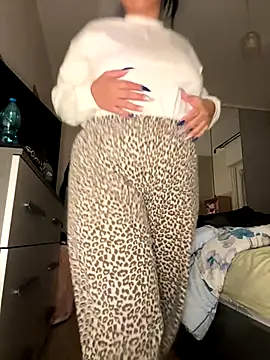 gatitalocahot online show from December 20, 11:53 pm