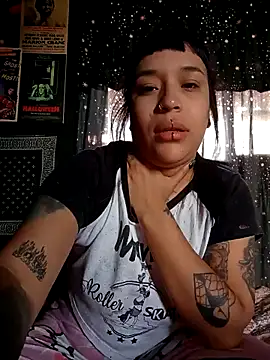 Isis Bathory online show from November 25, 12:29 pm