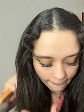 Selena Roa online show from February 18, 3:22 pm