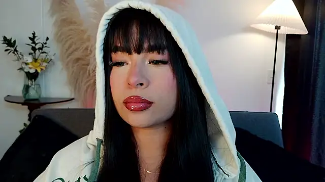 mia roux1 online show from January 31, 8:51 pm