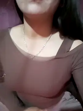 -Lanaa- online show from February 7, 9:29 pm