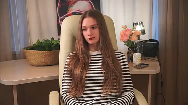 CharaDuff online show from October 24, 5:36 am