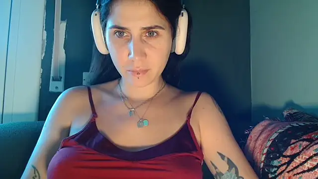 urgodscarlett online show from October 21, 3:49 pm