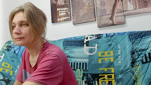 Tenderly Sophie online show from February 6, 1:31 am