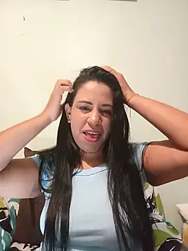 LeilaTaylor online show from November 12, 2:04 pm