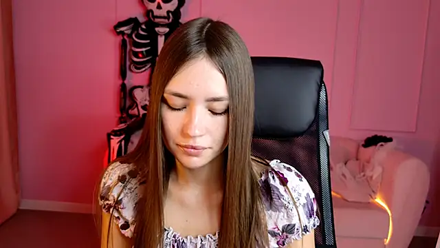 lollyrais online show from October 29, 9:46 am