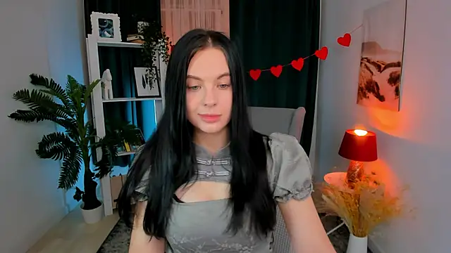 AriaThorn online show from February 18, 1:43 pm