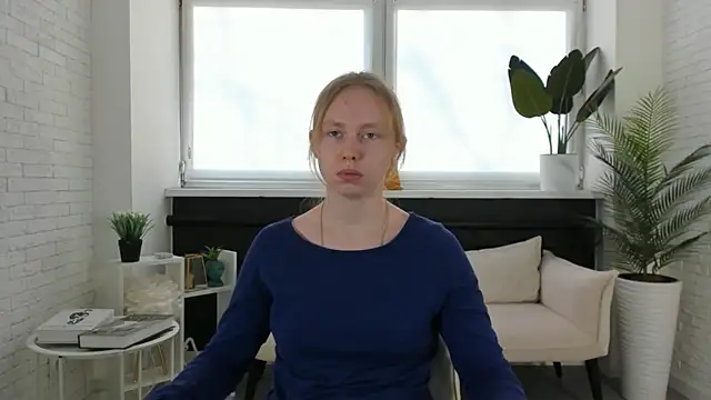 RessiePurtill online show from October 23, 12:33 pm