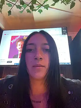 Lia  white online show from December 22, 11:30 pm