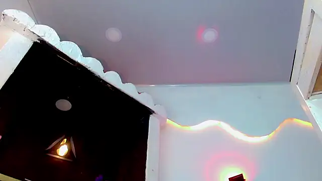 JessiValentin online show from July 7, 6:47 am