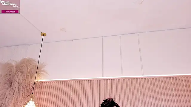NahimiThompson online show from May 29, 2:09 am
